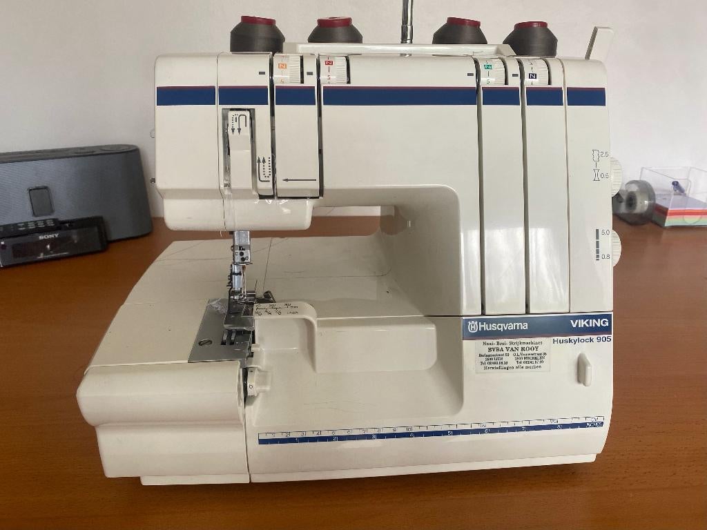 Overlock Husqvarna Viking 905, Ophalen, Zo goed als nieuw, Lockmachine, Husqvarna