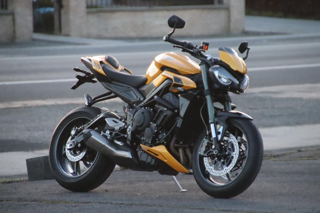 Triumph Street Triple 765 RS   3000km, Motoren, Motorrijbewijs A, 3 cilinders, Particulier, 765 cc
