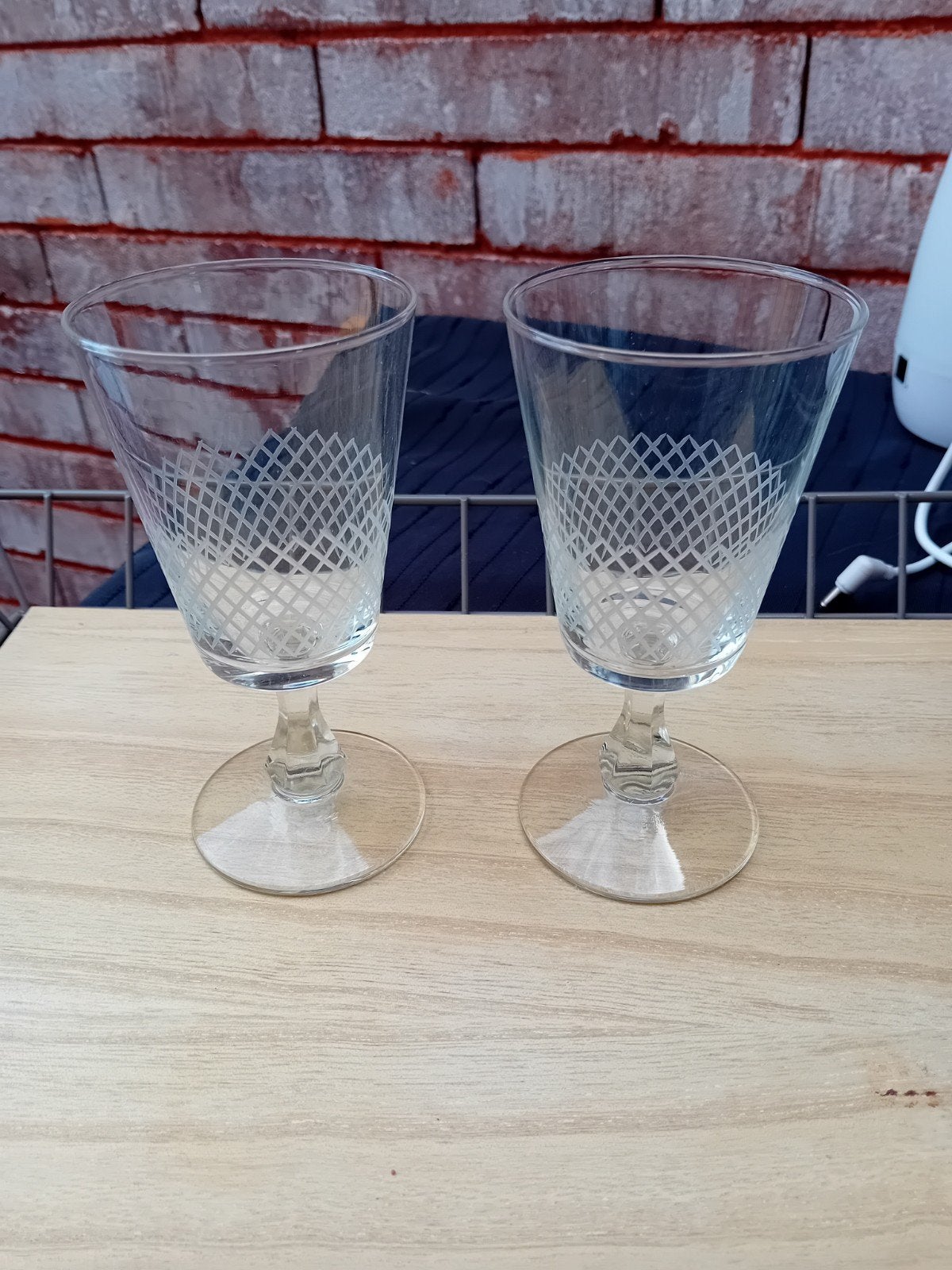 Retro glaasjes, Ophalen