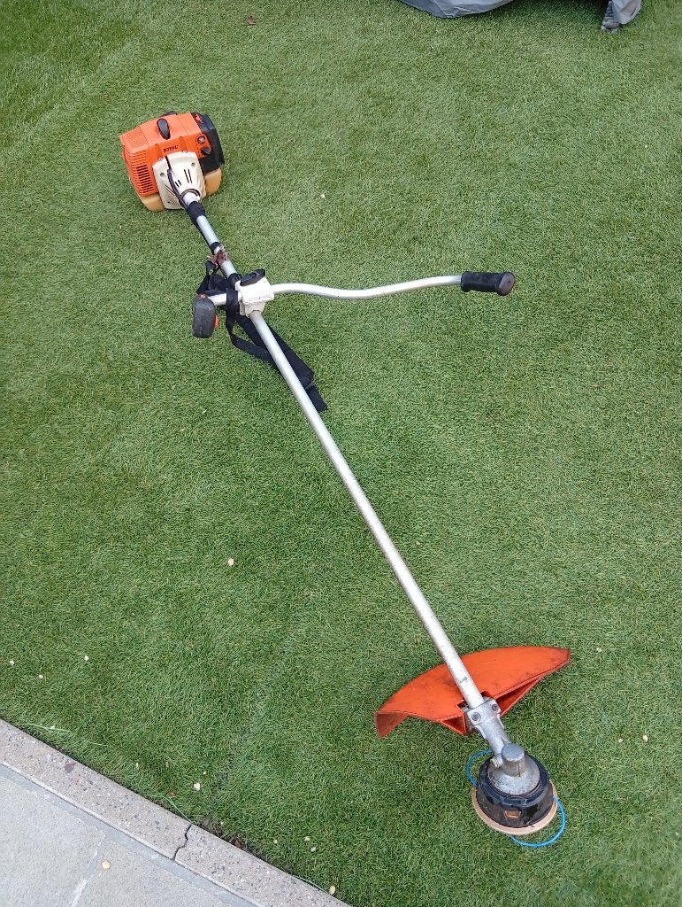 Débroussailleuse sthil et honda, Ophalen, Benzine, Gebruikt, STIHL