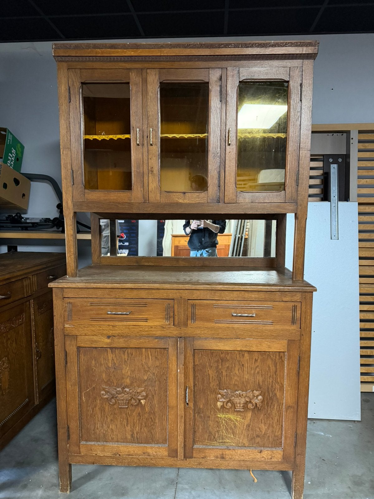 Antieke kast, Ophalen