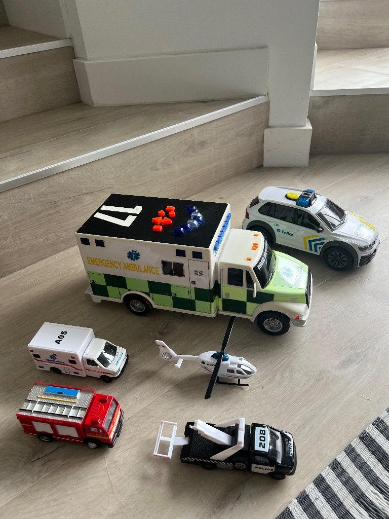 Lot Jouets Véhicules police ambulance pompier, Enlèvement, Utilisé