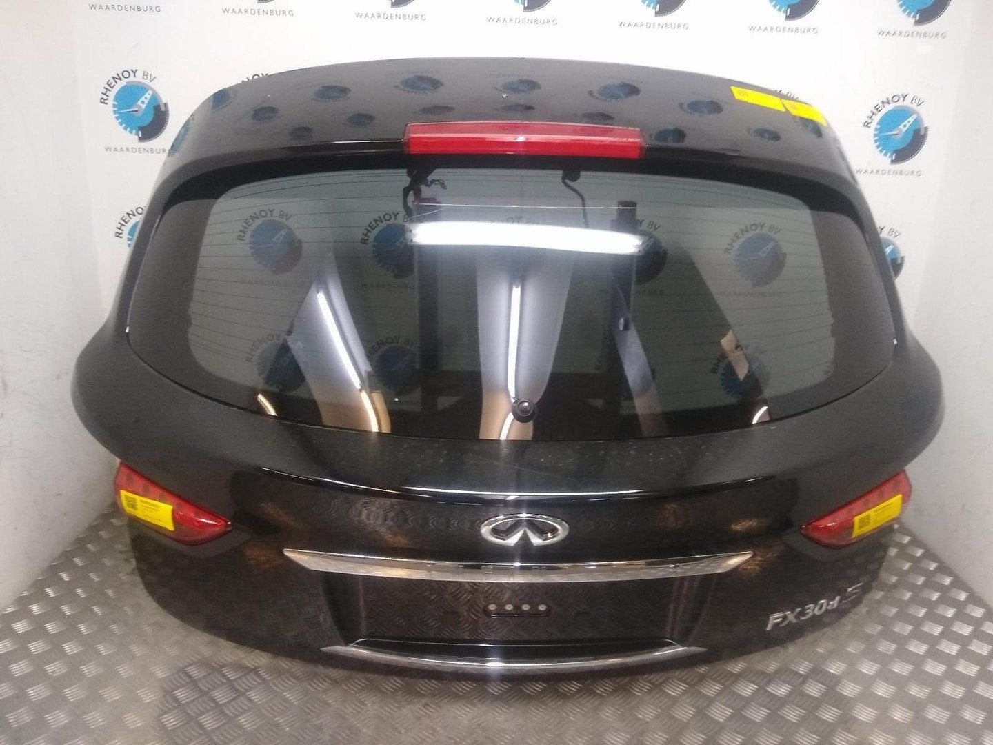 INFINITI FX ACHTERKLEP 2009, Ophalen of Verzenden, Gebruikt, Stiba lid
