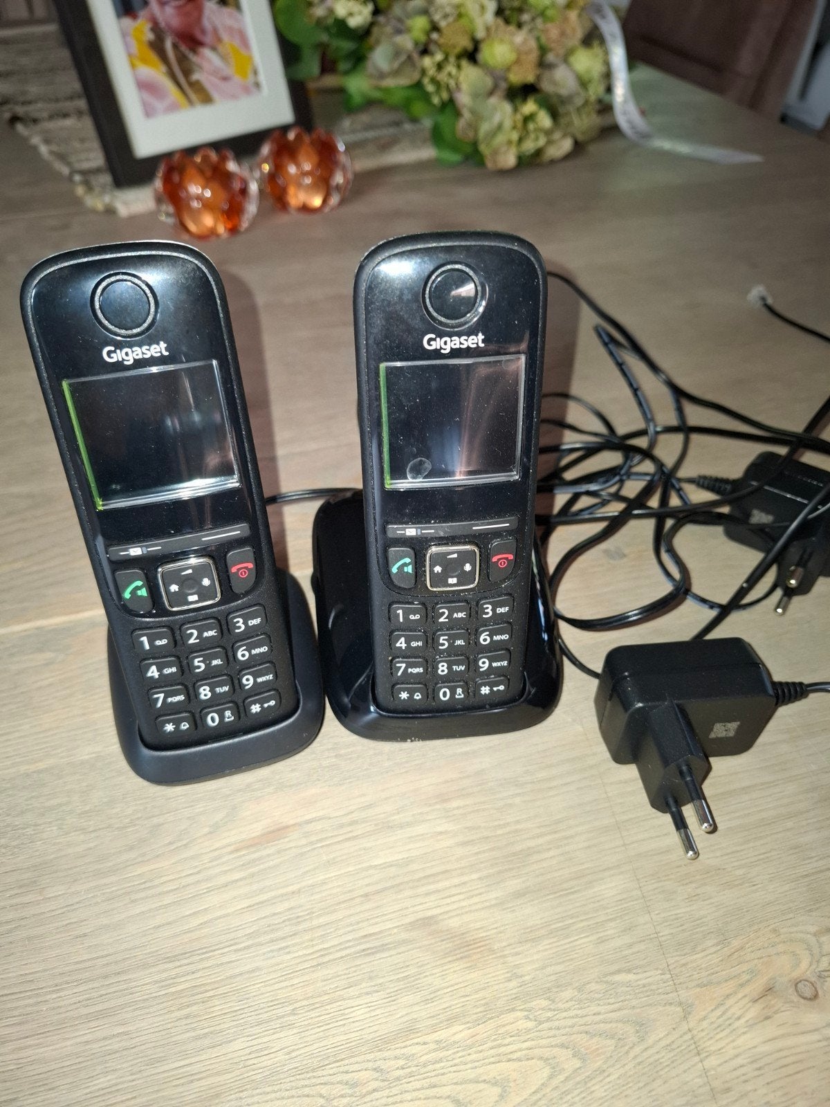 telefoon gigaset AS690, Ophalen, Zo goed als nieuw, 2 handsets, Stralingsarm