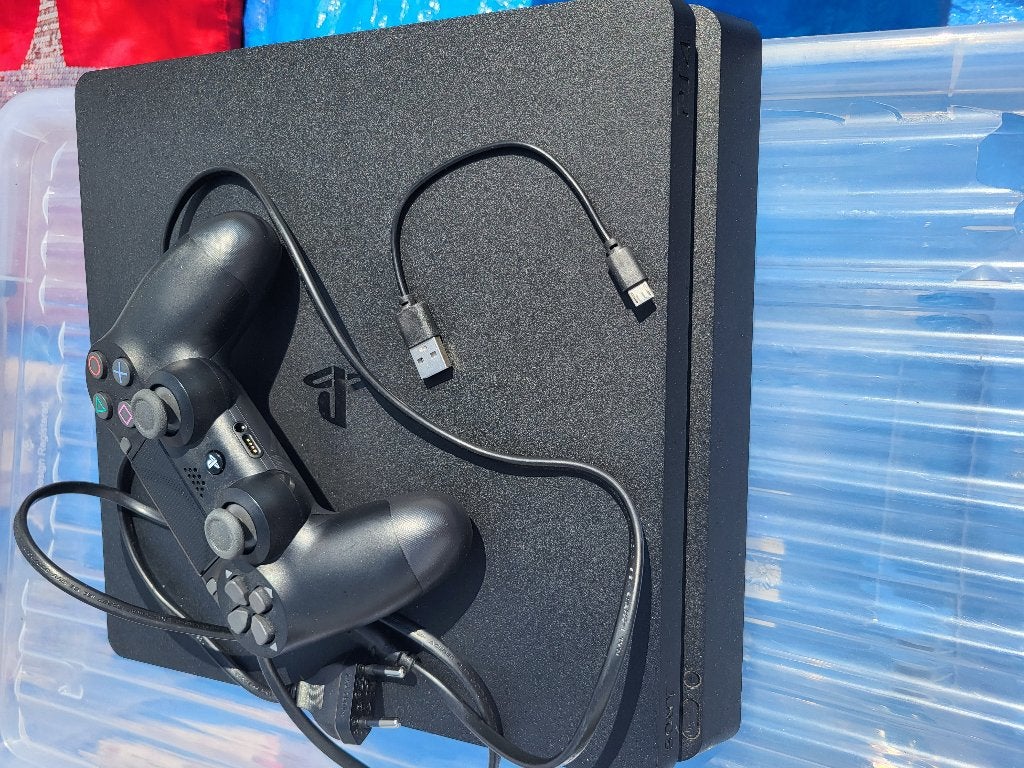 Ps4, Consoles de jeu & Jeux vidéo, 500 GB, Avec 1 manette, Enlèvement, Utilisé