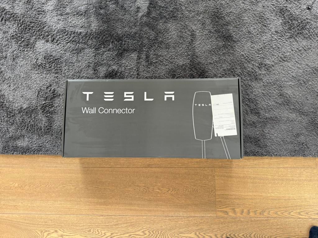 Tesla wall connector generatie 2 limited edition, Enlèvement, Comme neuf