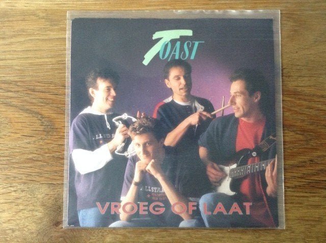 single toast, 7 inch, Ophalen of Verzenden, Beschermende buitenhoes, Nederlandstalig