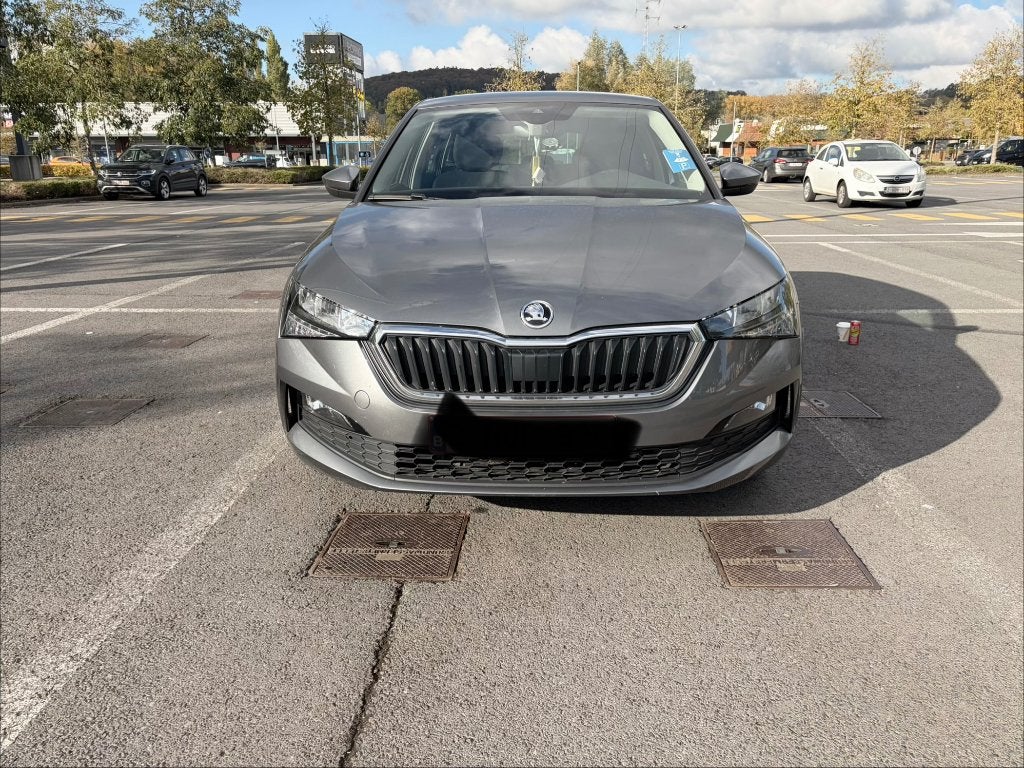 Skoda scala, Autos, Argent ou Gris, Euro 6, Noir, 5 portes