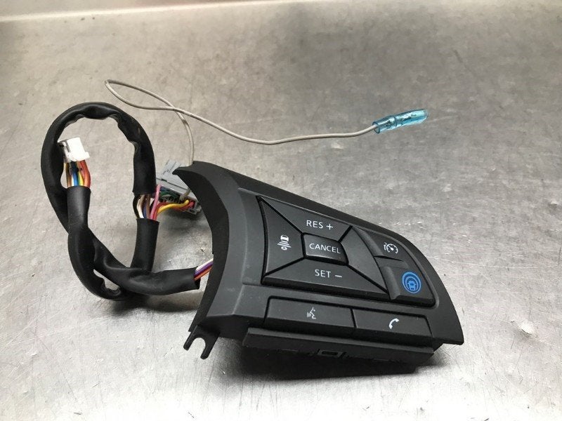 CRUISE CONTROL BEDIENING Nissan Leaf (ZE1) (01-2017/-), Auto-onderdelen, Gebruikt, Nissan