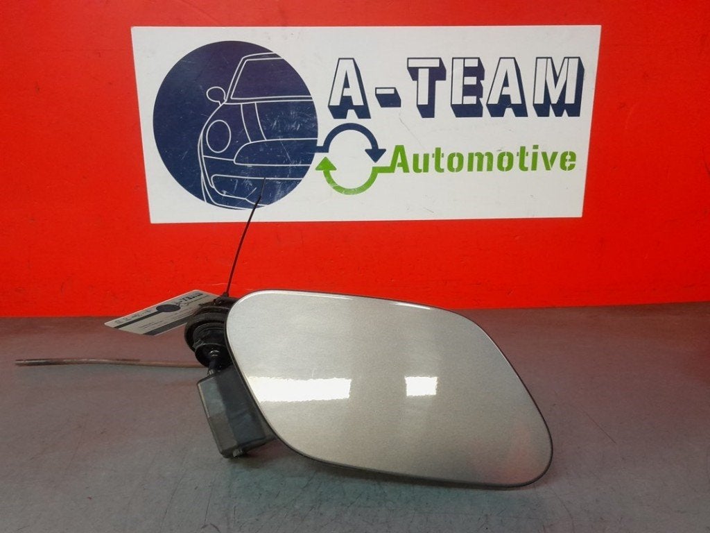 TRAPPE D'ESSENCE Volkswagen Golf VII (AUA) (01-2012/03-2021), Volkswagen, Volkswagen AG, Utilisé, Kundenbetreuung@volkswagen.de