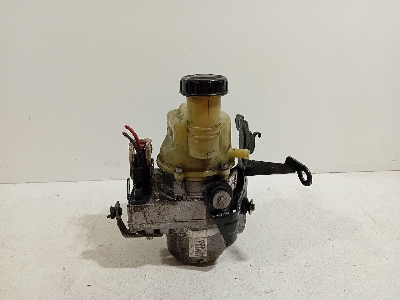 Stuurbekrachtiging pomp motor Dacia Logan, Dacia, Onderdelen@venauto.nl, Van der Ven Autorecycling B.V., Gebruikt