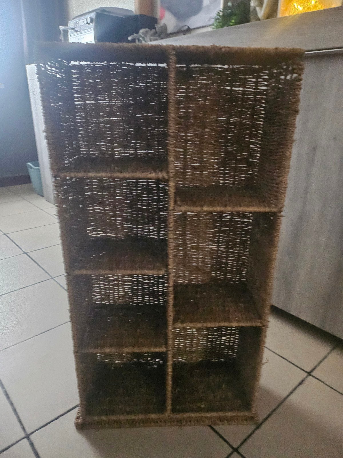 dvd rek uit riet materiaal, Ophalen, Overige materialen, Gebruikt, 75 tot 150 discs
