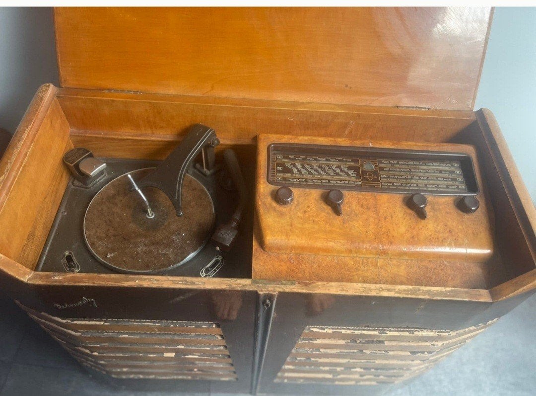 radio Radiomarlly, Antiek en Kunst, Ophalen