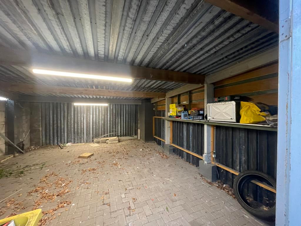 Grote garage te huur in weelde, Immo