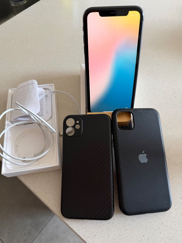 iPhone 11, Zwart, 78 %, 128 GB, Gebruikt