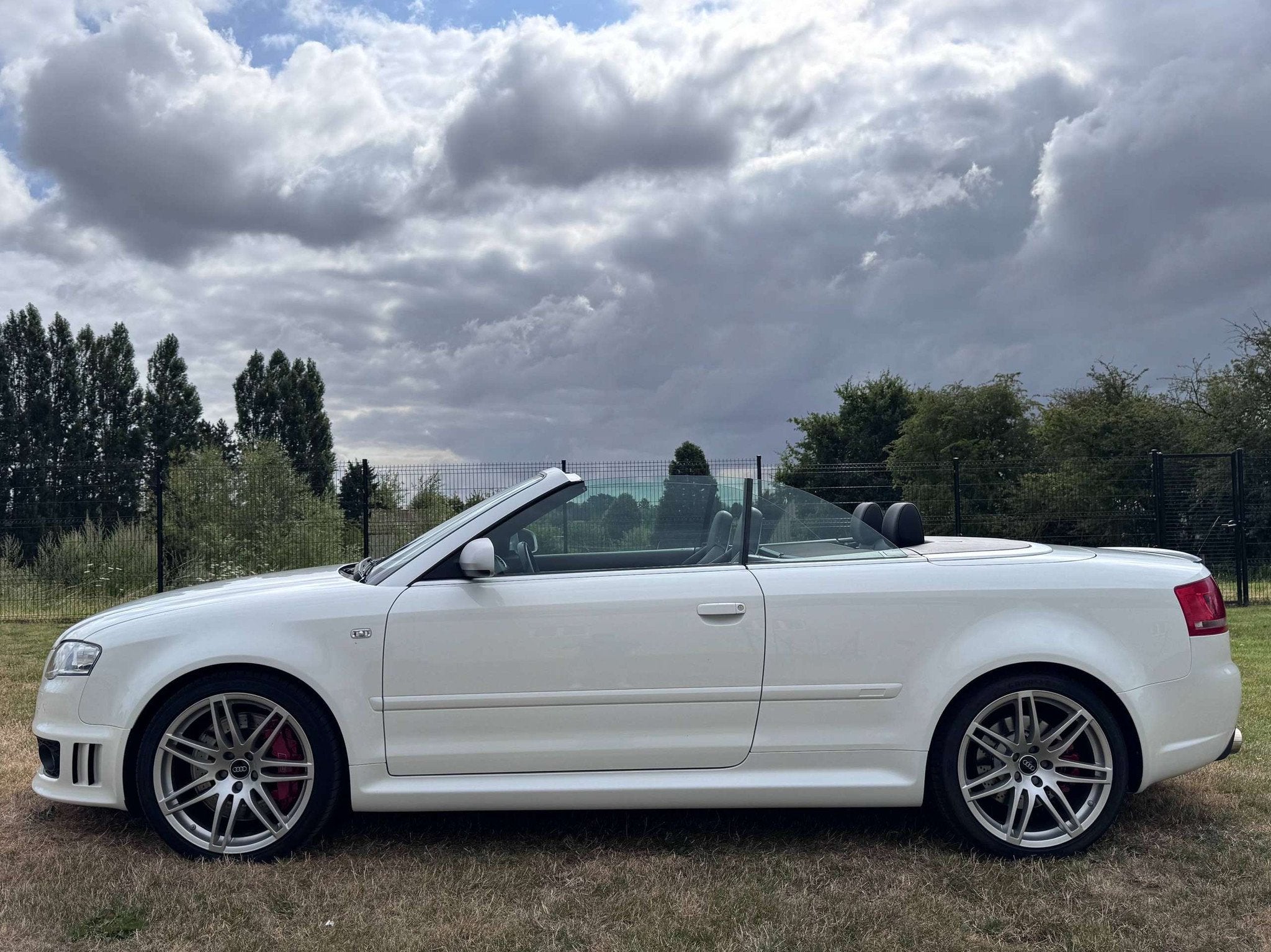 Audi RS4 RS4 Cabriolet 4.2i V8 40v Quattro, Cuir, Entreprise, Cabriolet, Noir