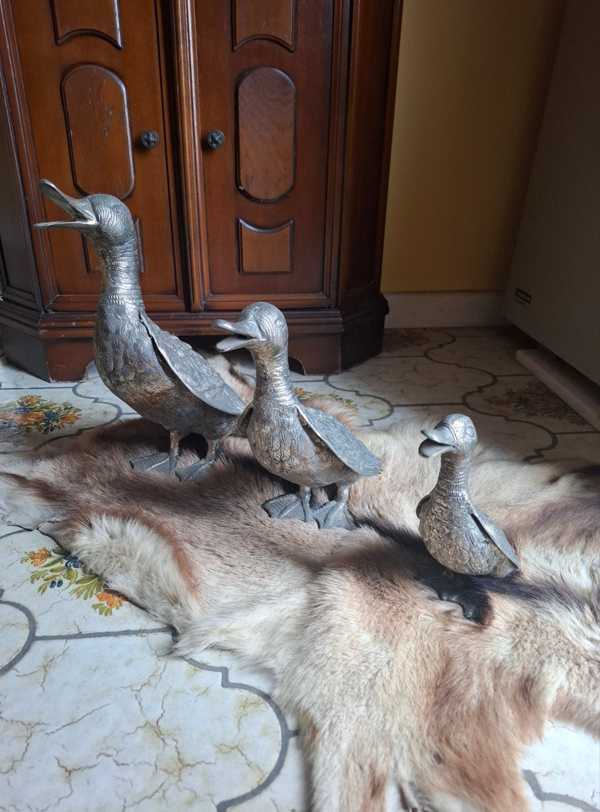 Style Famille de canards Mauro Manetti, Enlèvement