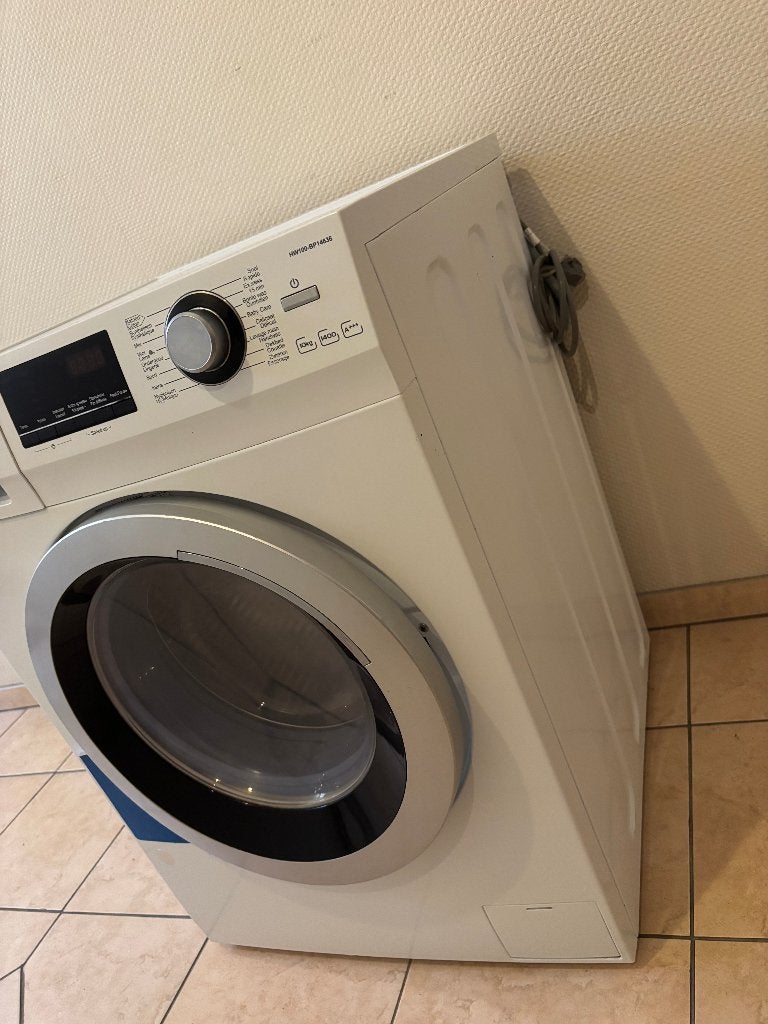 lave linge 10kg, Electroménager, 1200 à 1600 tours, Programme lavage à la main, Enlèvement, Utilisé