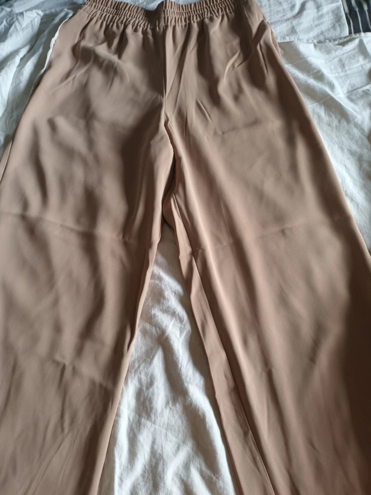 mooie broek met wijde pijpen, Kleding | Dames, Broeken en Pantalons, Maat 38/40 (M), Ophalen of Verzenden, Zo goed als nieuw, Lang