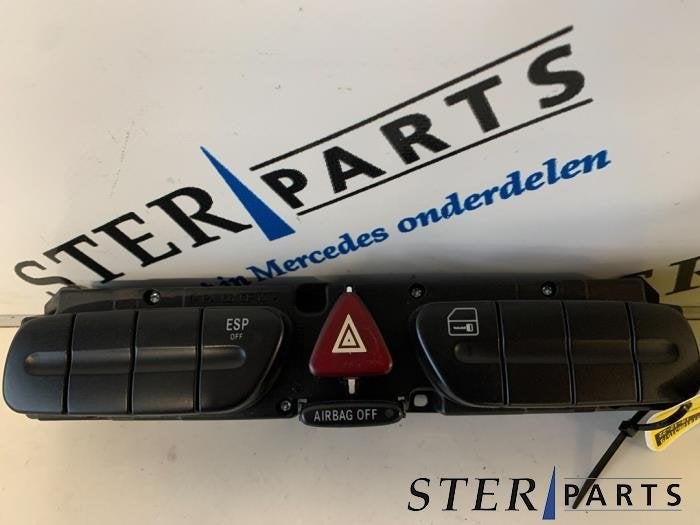 Paniekverlichtings Schakelaar van een Mercedes C-Klasse, Gebruikt, -, Ophalen of Verzenden, -