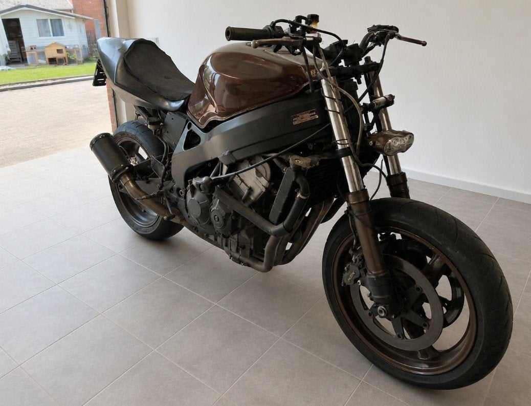 Honda CBR900RR FireBlade SC33 Streetfighter – 1996, Motoren, Particulier