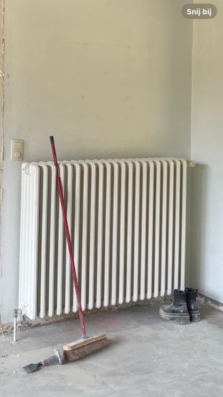 Gietijzeren radiator, Ophalen, Zo goed als nieuw, Radiator