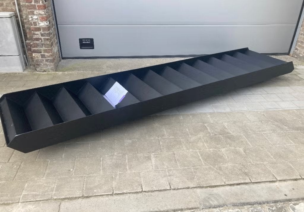 design trap stalen/ metalen design trap, Doe-het-zelf en Bouw, Ladders en Trappen, Ophalen, Trap