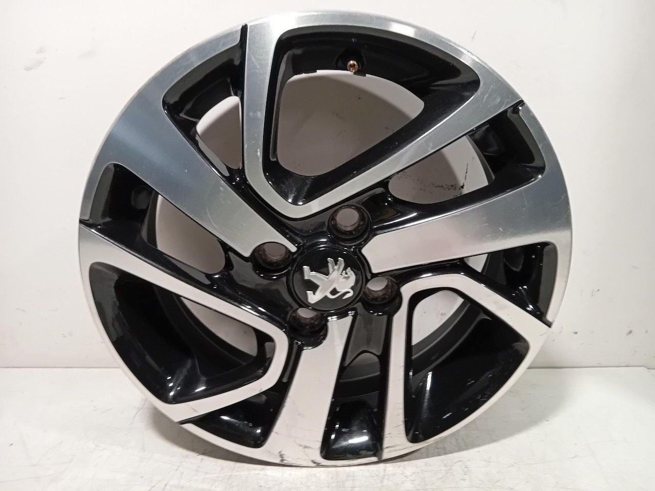 Velg Peugeot 108, Auto-onderdelen, Banden en Velgen, Onderdelen@venauto.nl, Van der Ven Autorecycling B.V., Gebruikt, 15 inch