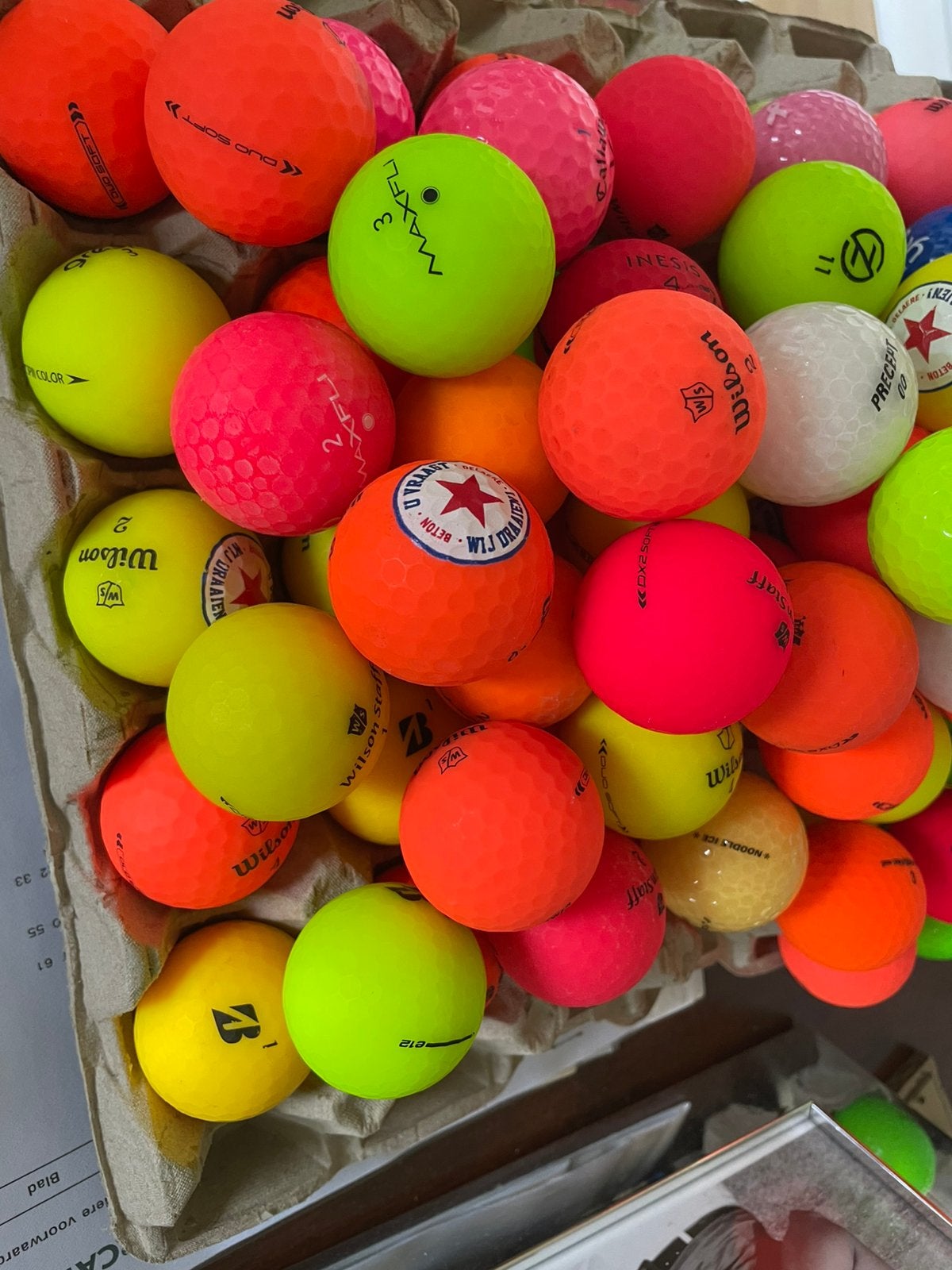 Golfballen fantastic colors B, Sport en Fitness, Ophalen, Zo goed als nieuw, Bal(len)