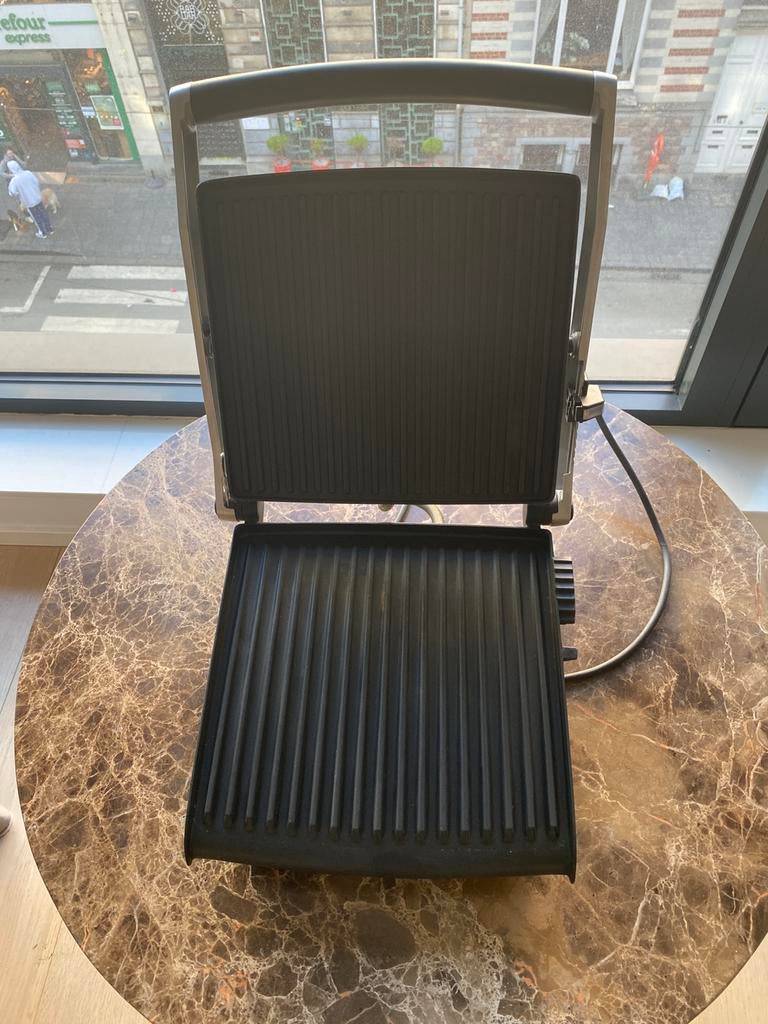 Grill à viande, Enlèvement, Comme neuf