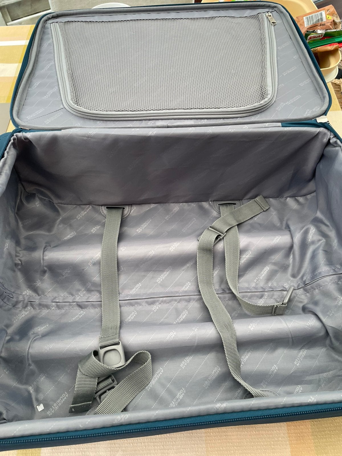 Trolley American tourister, Enlèvement, Comme neuf