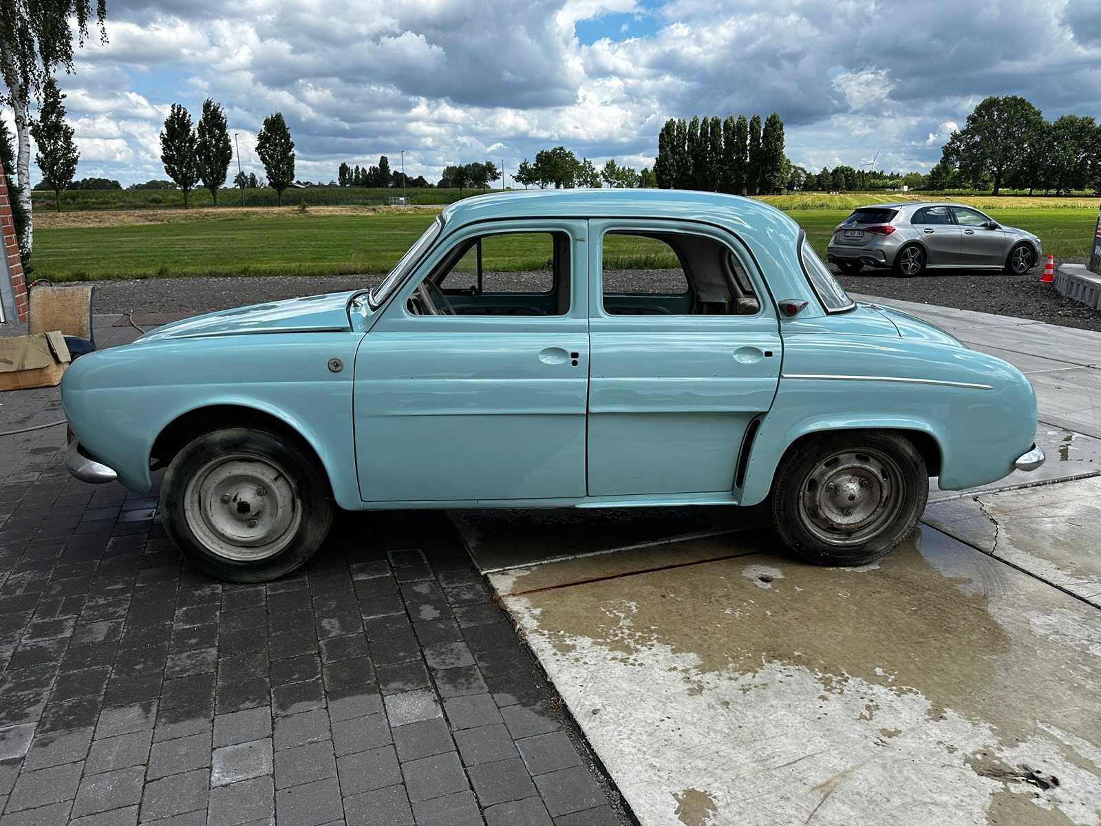 Renault - - Dauphine - Oldtimer, Renault, Bedrijf, Handgeschakeld, Berline