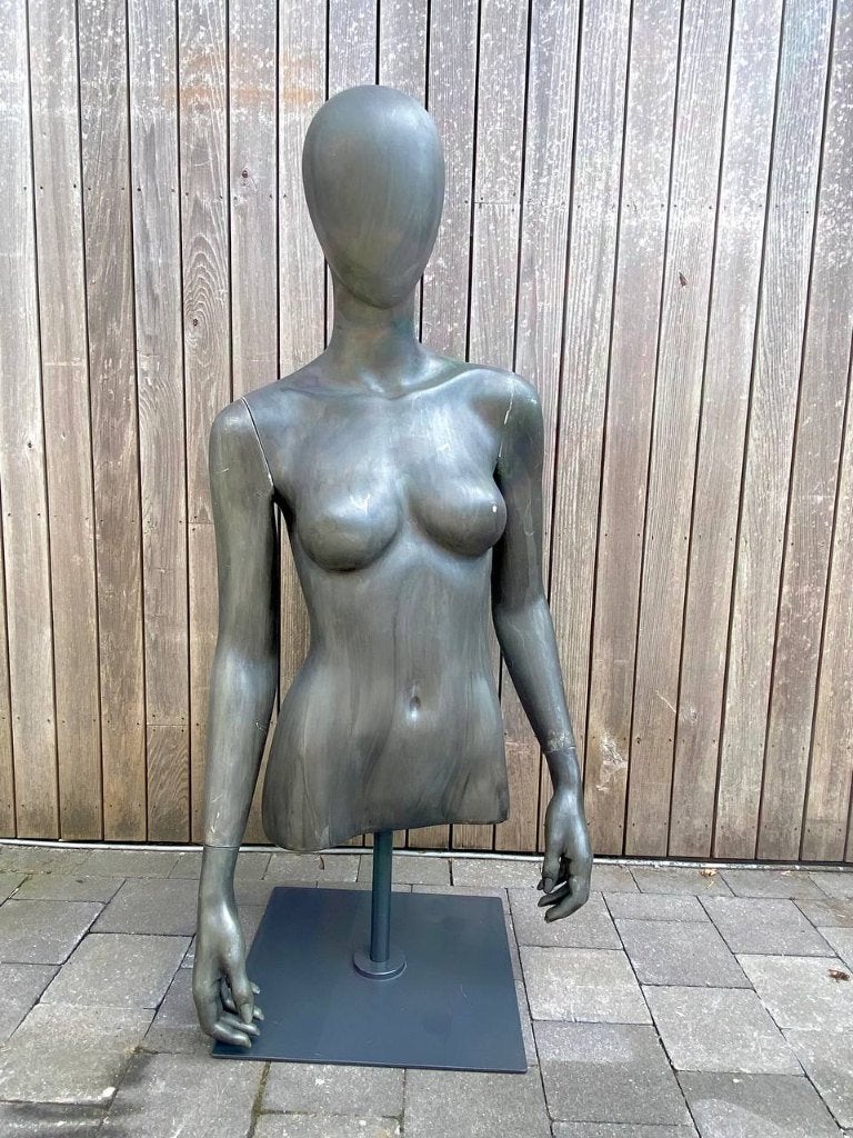 Présentoir torse avec tête et bras sur base en métal - gris, Enlèvement, Utilisé