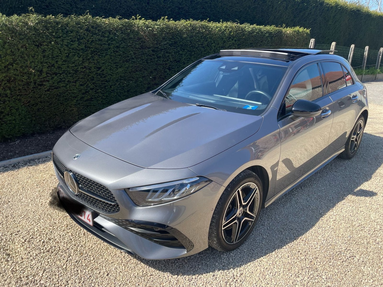 Mercedes A250 e Hybride Panoramisch open dak, Auto's, Mercedes-Benz, Automaat, Bruin, Alcantara, 5 deurs