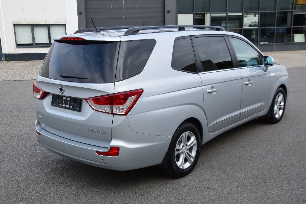 Ssangyong Rodius 2.2 SV220e-XDi 2WD Sapphire, Cuir, Argent ou Gris, Achat, Entreprise
