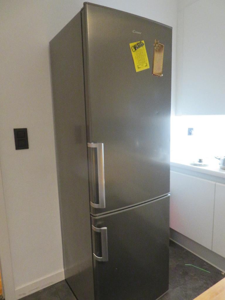 Réfrigérateur avec congélateur, Electroménager, Réfrigérateurs & Frigos, Utilisé, Avec compartiment congélateur, 200 litres ou plus
