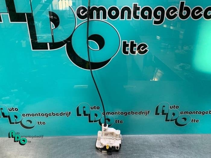 Serrure portière mécanique 4portes avant droite d'un Fiat, -, 3 mois de garantie, Utilisé, Fiat