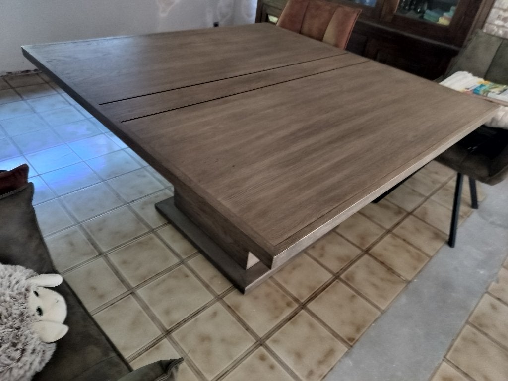 Grote eettafel, Huis en Inrichting, Ophalen, Gebruikt, 100 tot 150 cm, Vierkant