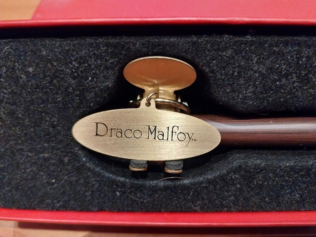 Baguette Drago Malefoy, Collections, Enlèvement