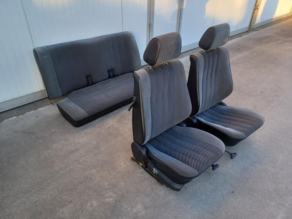 BMW e30 2-deurs interieur / stoelen / achterbank, Ophalen, Gebruikt, BMW