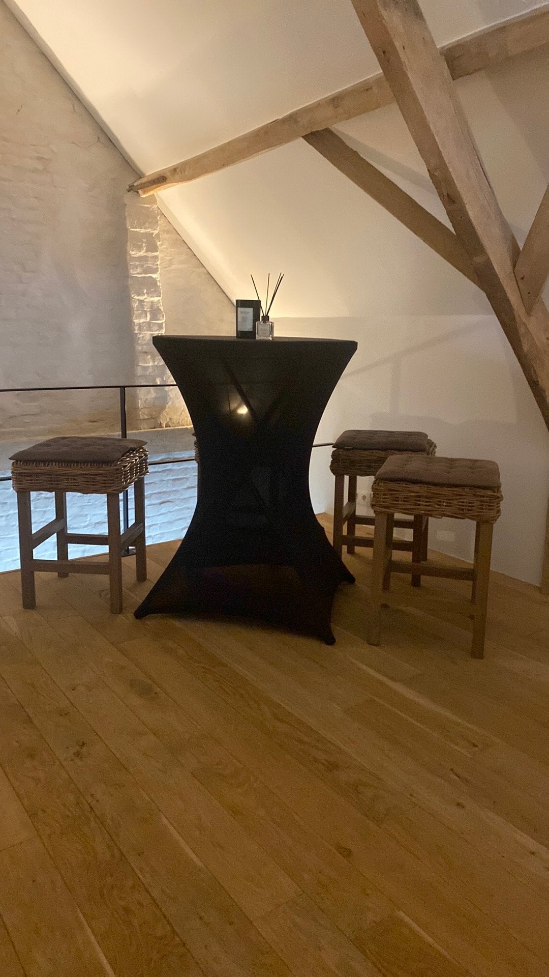 Houten barstoelen 4 stuks, Huis en Inrichting, Ophalen