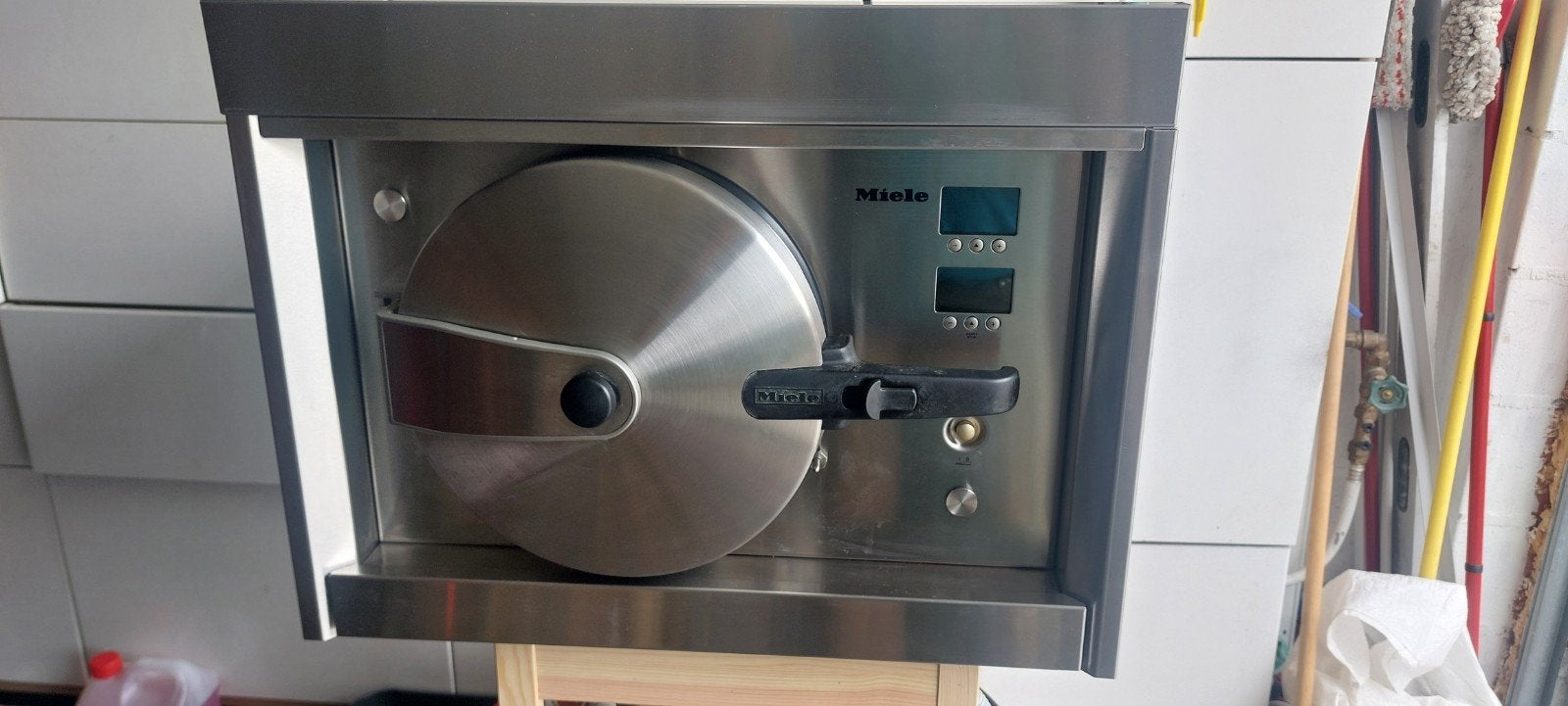 Dg4064 erg mooi en goed onderhouden, Ophalen, Miele
