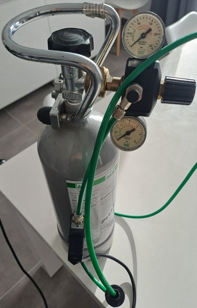bobonne 2kg Dennerle CO2 + double nanomètres, Tuyaux inclus, Dennerle, Enlèvement, Utilisé