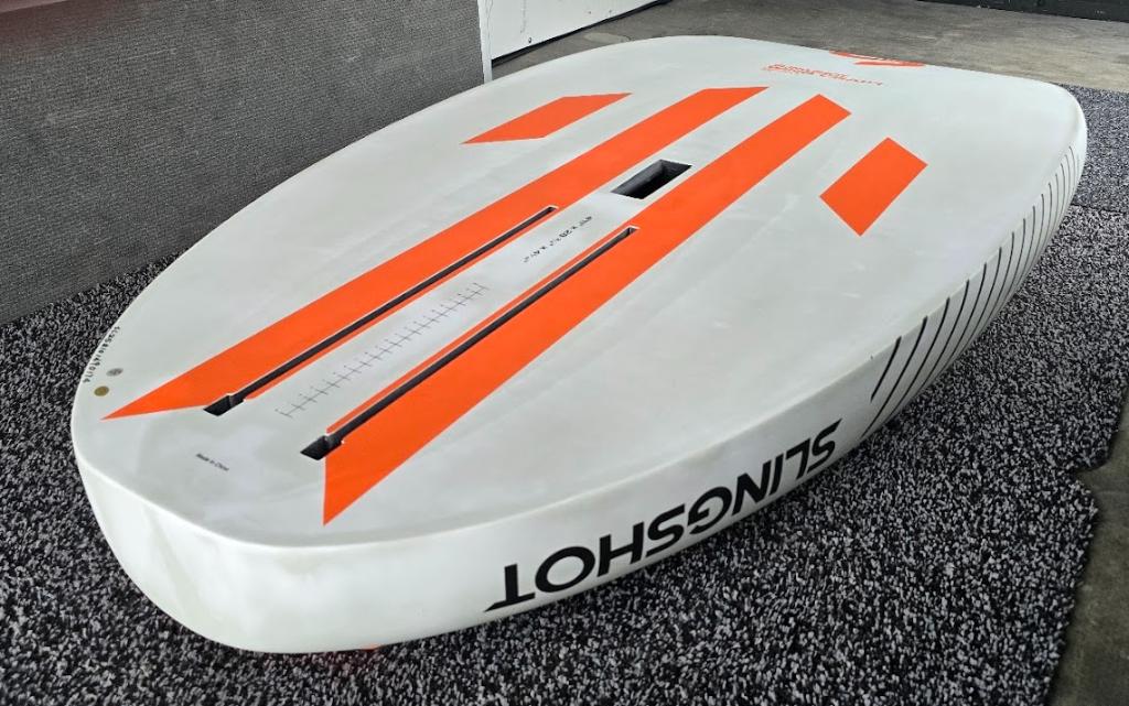 Slingshot Wing Craft board v3 90l - Zo goed als nieuw, Watersport en Boten, Ophalen, Zo goed als nieuw, Wingsurf-wing