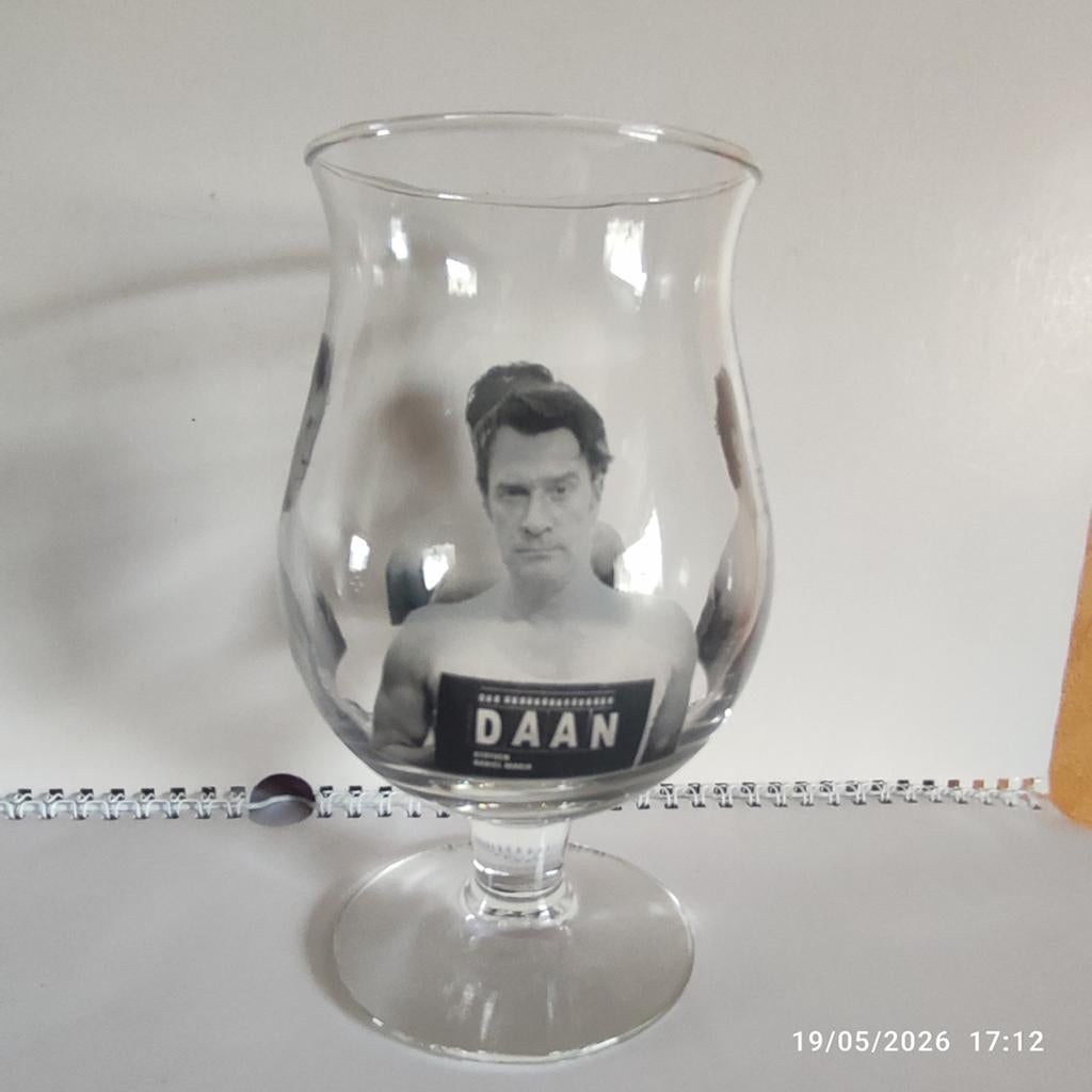 1 verre DUVEL DAAN ., Collections, Enlèvement, Comme neuf, Verre à bière