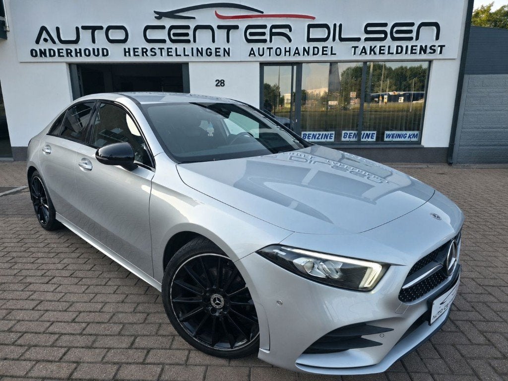 Mercedes-Benz A180 Amg + Night Pack, Autos, Mercedes-Benz, Entreprise, Achat, Classe A, Airbags, Essence, Euro 6, Berline, 5 portes