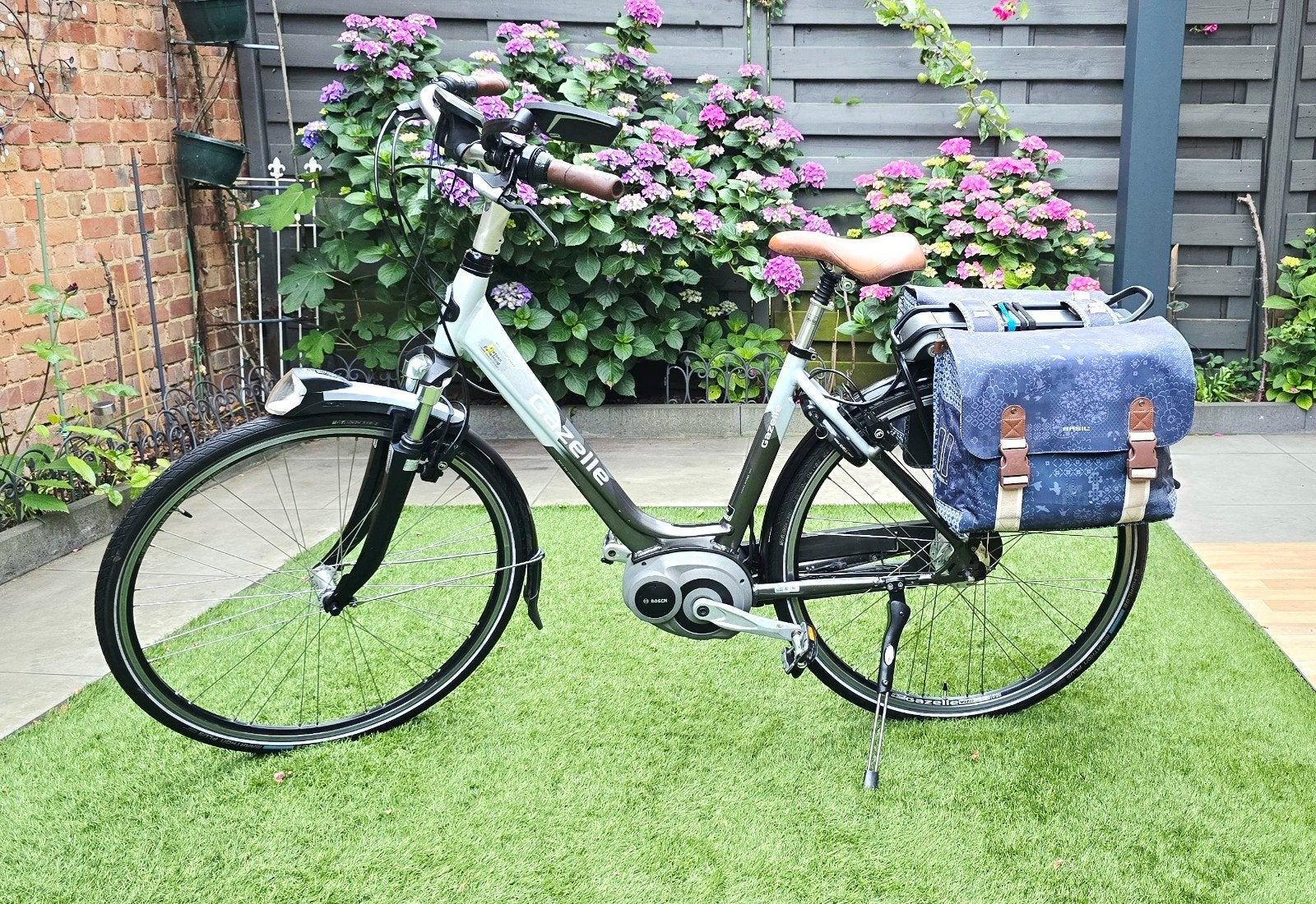 Vélo électrique Gazelle avec moteur central Bosch Active Lin, Vélos & Vélomoteurs, Enlèvement, Gazelle