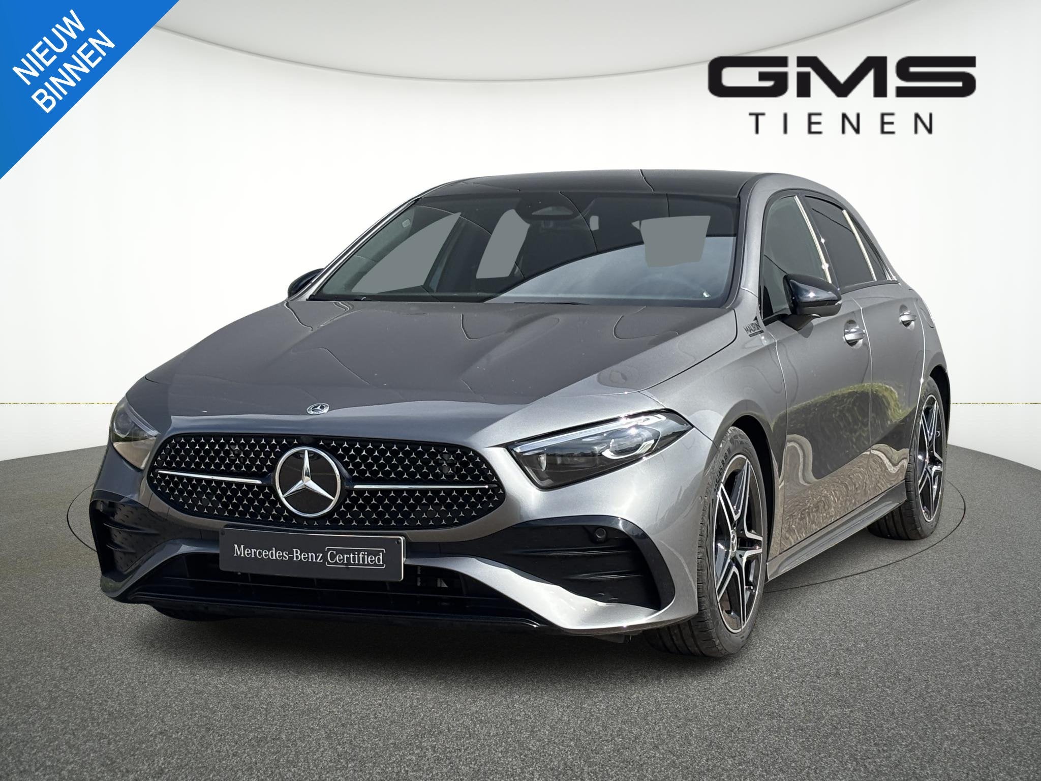 Mercedes-Benz A 180 Star Edition, Auto's, Stof, 1440 kg, 4 cilinders, 136 pk
