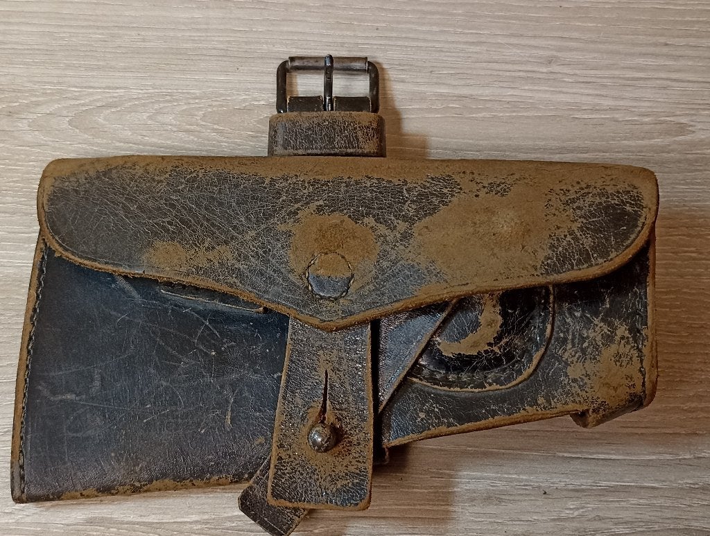 Porte-hache de pionnier Allemand H. SCHELLHORN + crochet ww2, Envoi