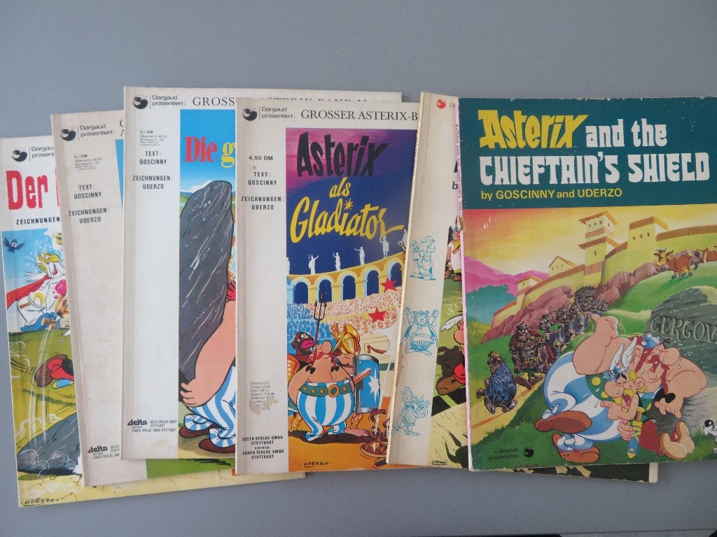 6 stripalbums Asterix Duitse en Engelse editie, Boeken, Meerdere stripboeken, Verzenden, Zo goed als nieuw